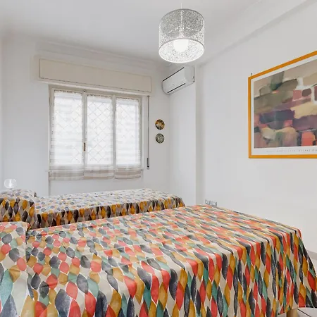 Cozy 2-bedroom Flat With Balcony In Monteverde Appartement *