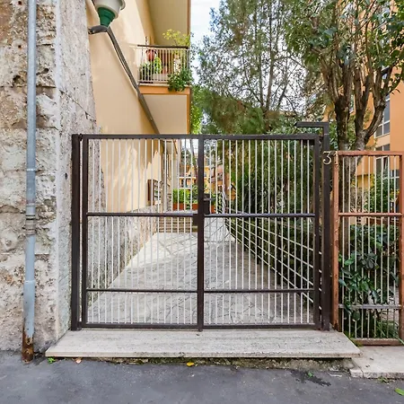 Cozy 2-bedroom Flat With Balcony In Monteverde * Rome
