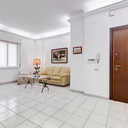 Cozy 2-bedroom Flat With Balcony In Monteverde *