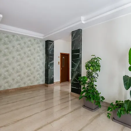 Apartment Cozy 2-bedroom Flat With Balcony In Monteverde Rome