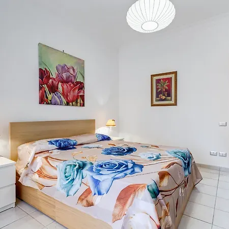 Cozy 2-bedroom Flat With Balcony In Monteverde Rome