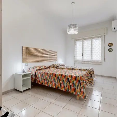 Apartment Cozy 2-bedroom Flat With Balcony In Monteverde *